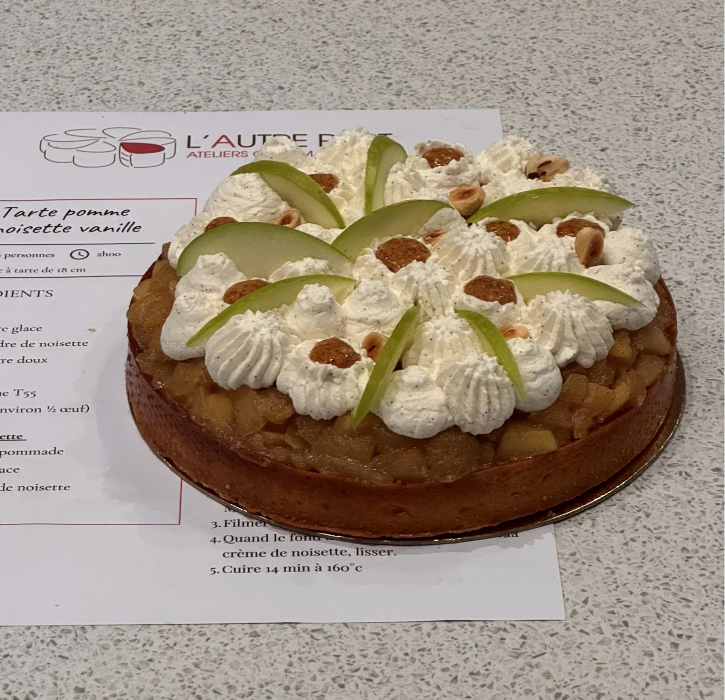 Entremets réalisé lors d’un atelier de pâtisserie L’AUTRE PART aux Sables d’Olonne